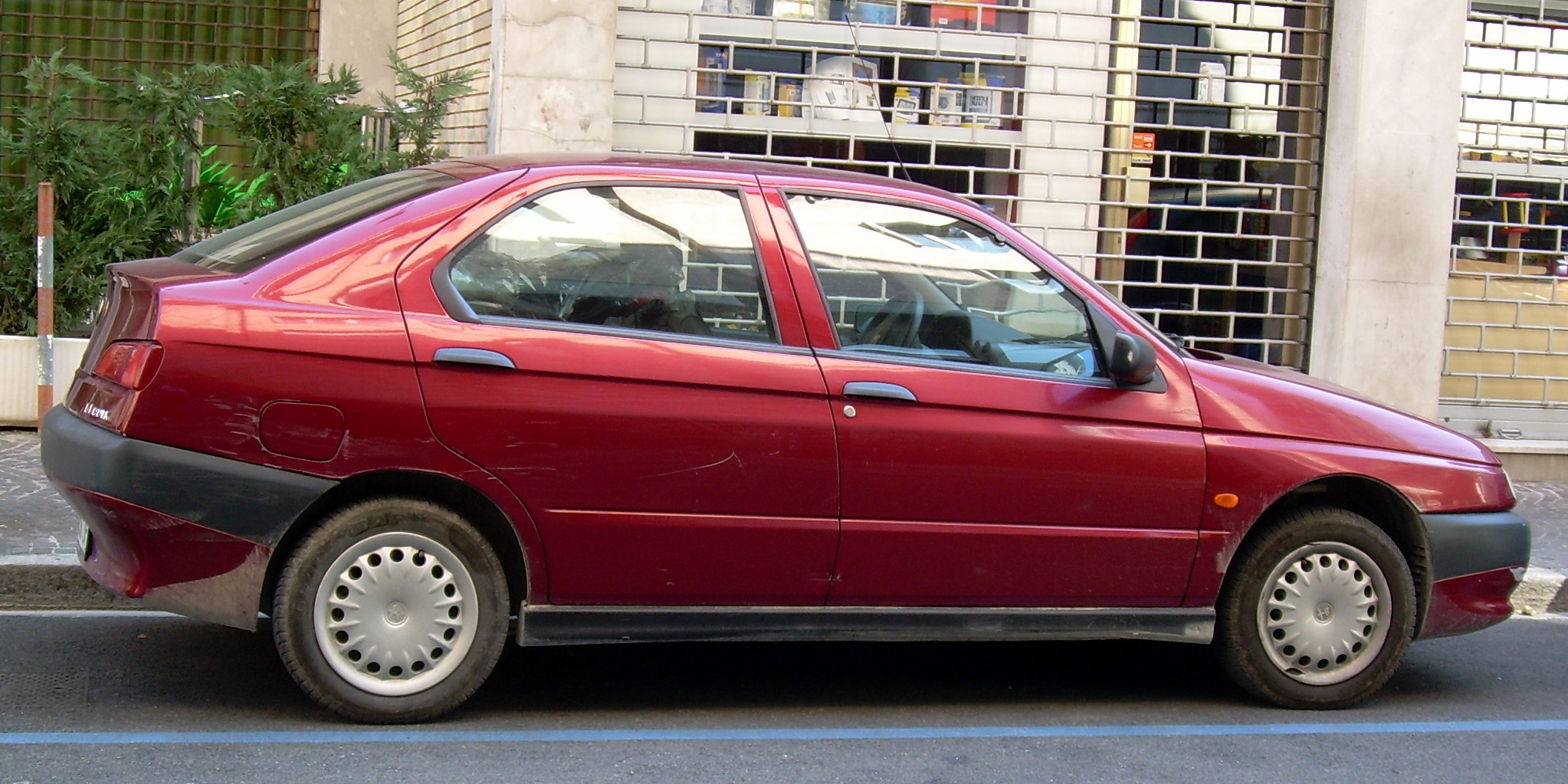 Alfa Romeo 146