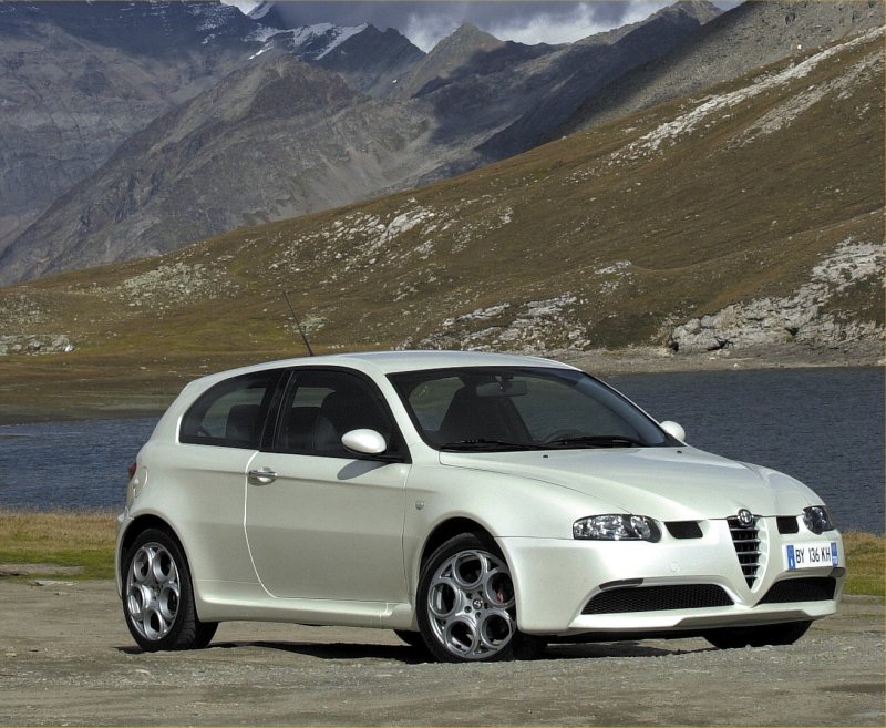 Alfa Romeo 147 GTA: 6 фото