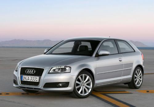 Audi A3: 4 фото