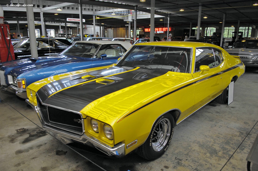 Buick GSX: 11 фото