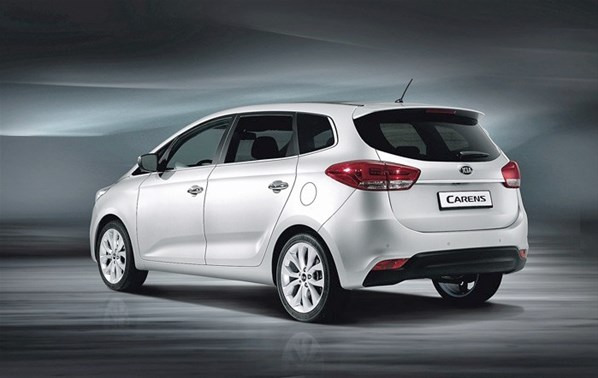 Kia Carens: 12 фото