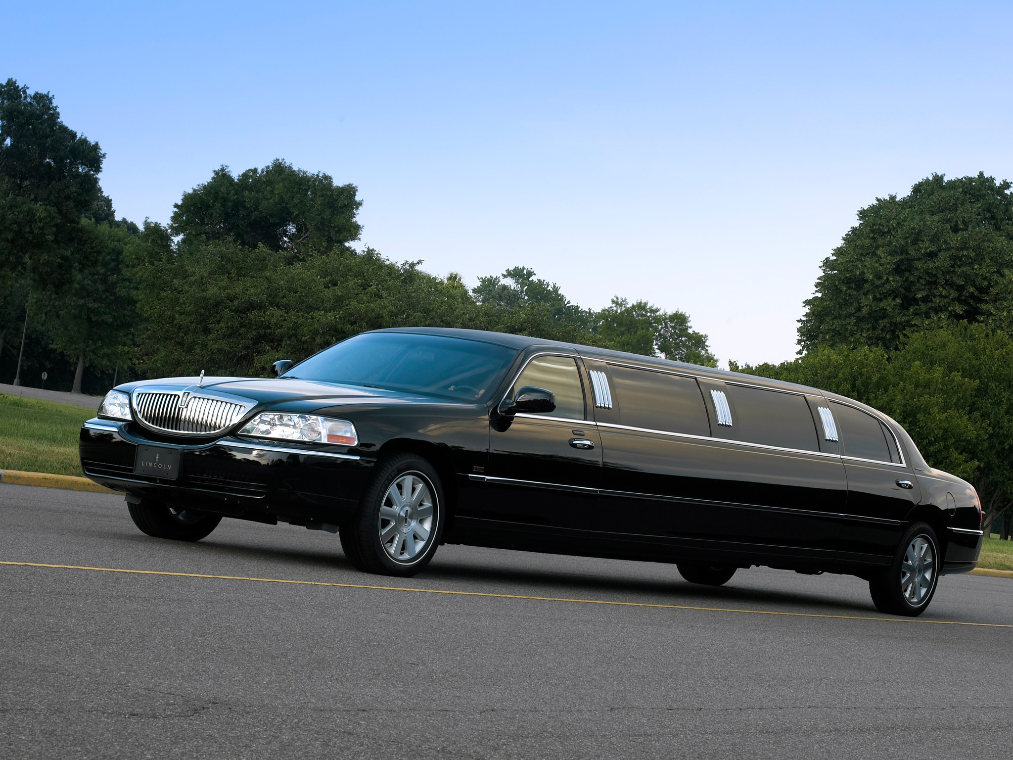 Lincoln Town Car: 10 фото