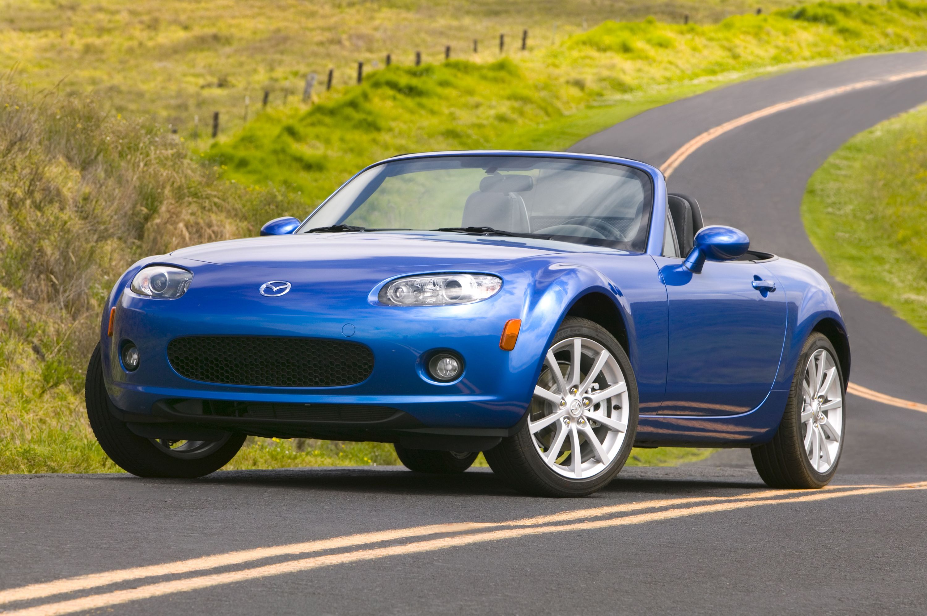 Mazda MX-5 Miata: 10 фото