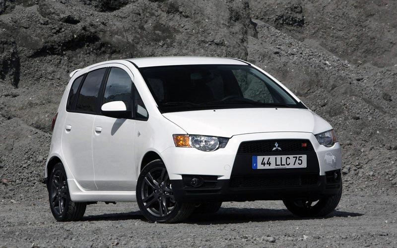 Mitsubishi Colt Ralliart: 7 фото