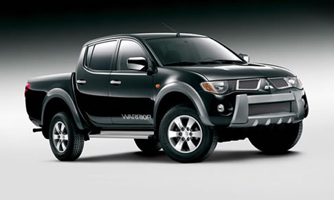 Mitsubishi L-200: 3 фото