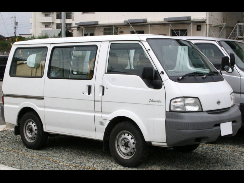 Nissan Vanette: 5 фото