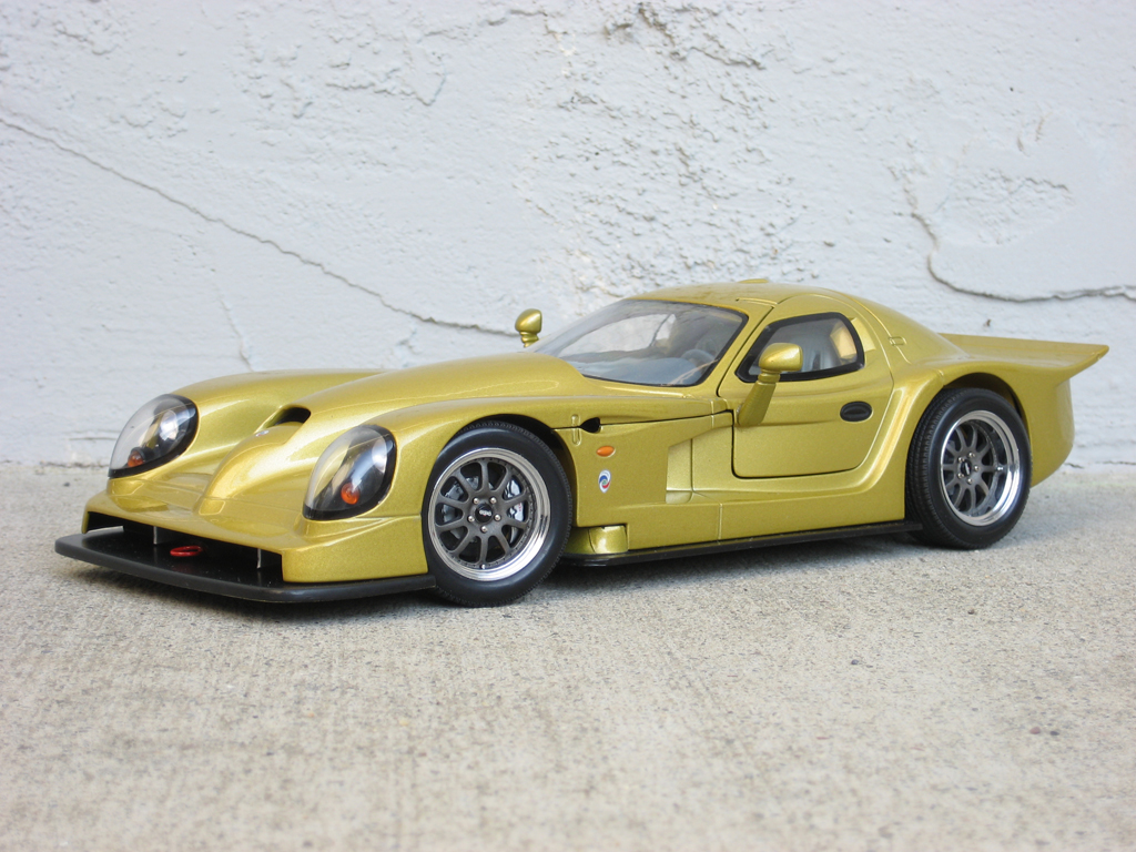 Panoz Esperante GTR-1