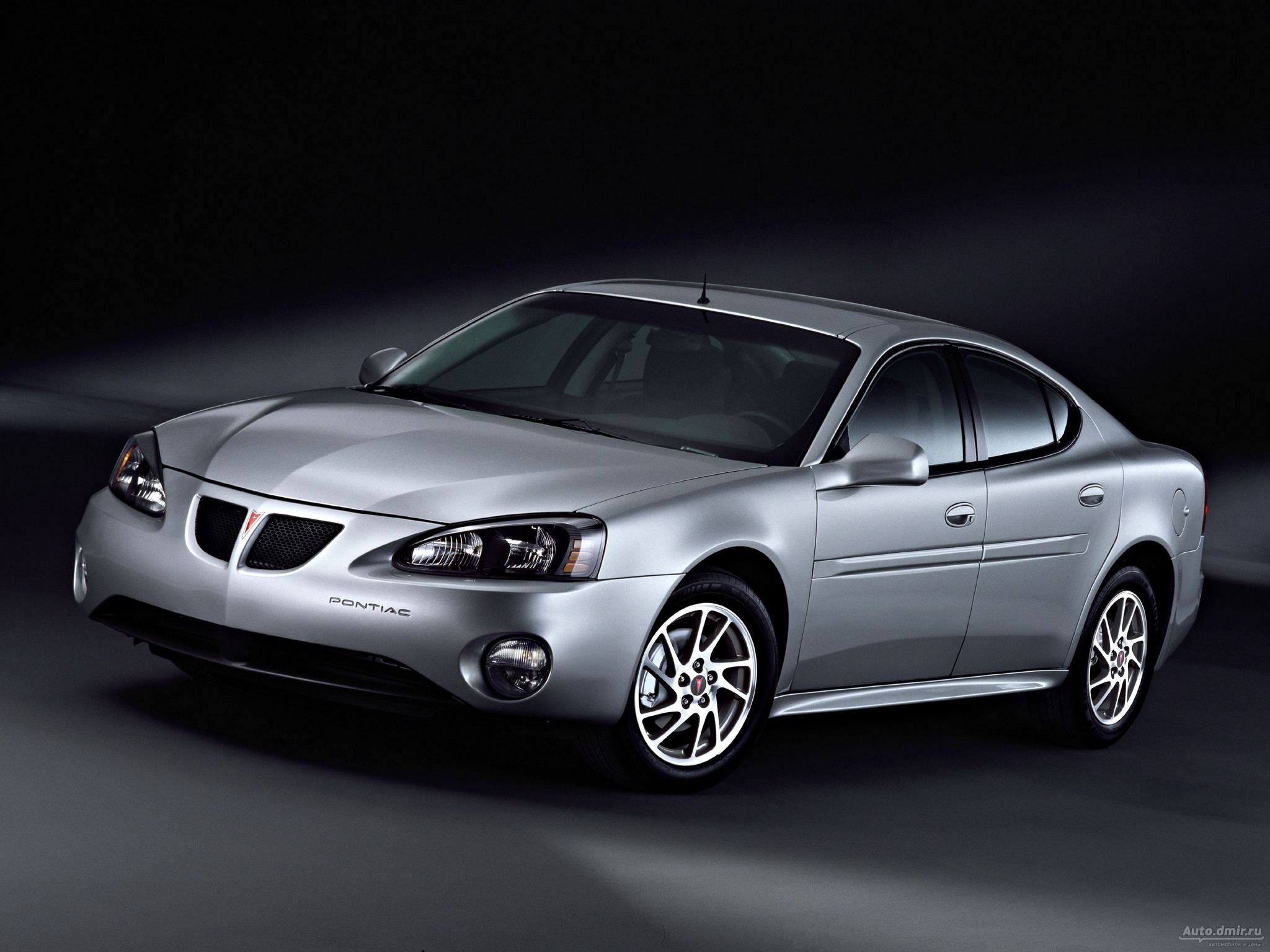 Pontiac Grand Prix: 7 фото