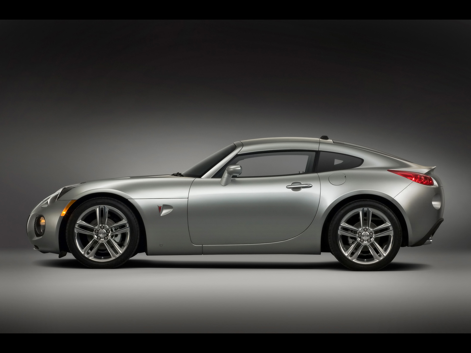 Pontiac Solstice: 9 фото