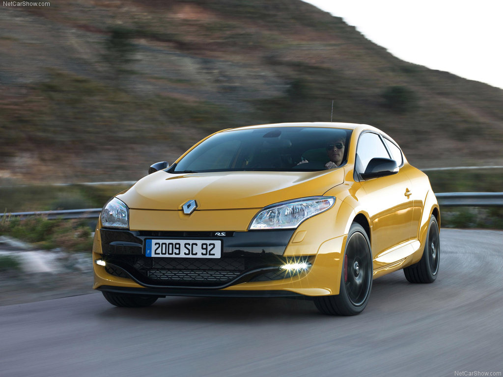 Renault Mégane: 12 фото