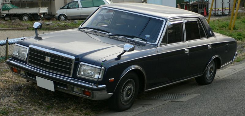 Toyota Century: 8 фото