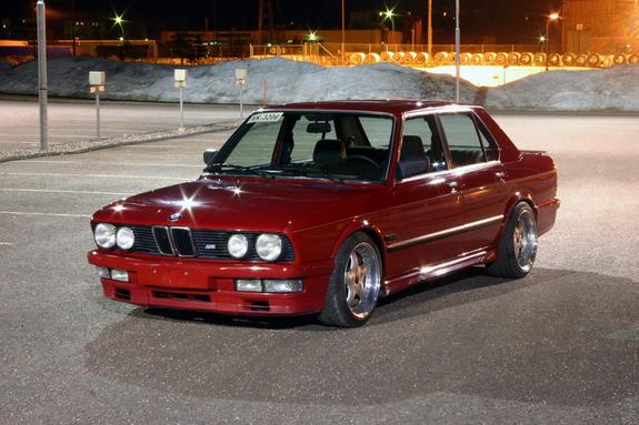 BMW 5-series E28