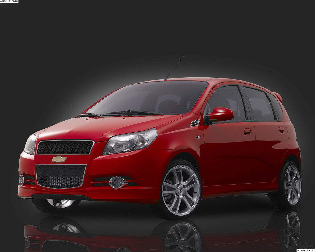 Chevrolet Aveo I: 12 фото