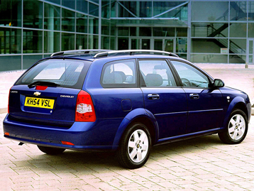 Chevrolet Lacetti Wagon: 9 фото