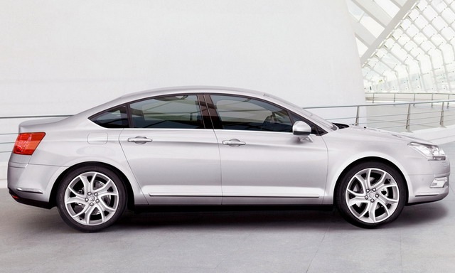 Citroen C5: 9 фото