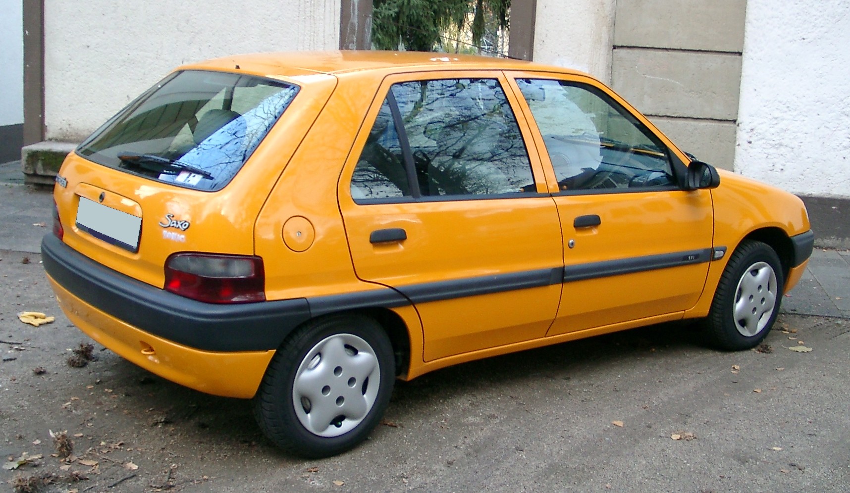 Citroen Saxo: 5 фото