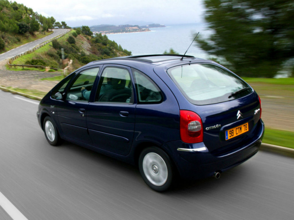 Citroen Xsara Picasso: 9 фото