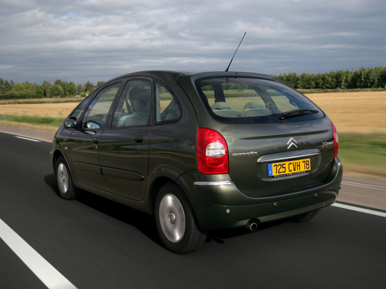 Citroen Xsara Picasso: 10 фото