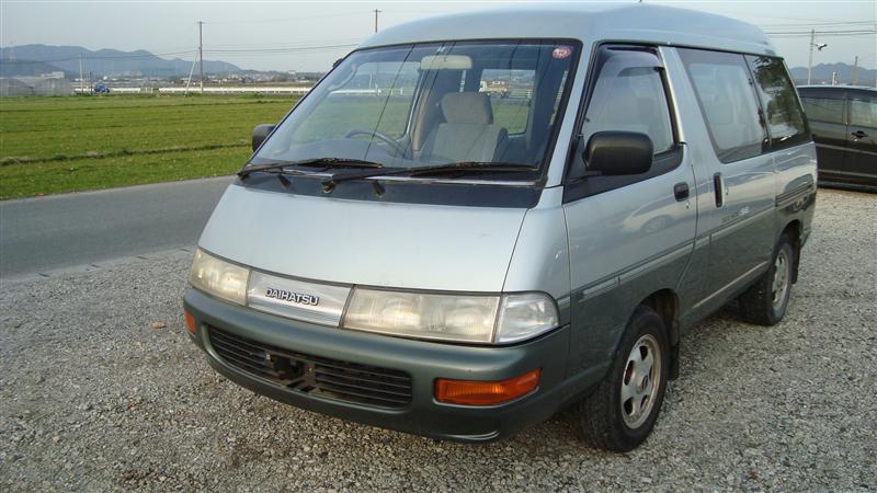 Daihatsu Delta Wagon: 8 фото