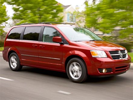 Dodge Grand Caravan: 12 фото