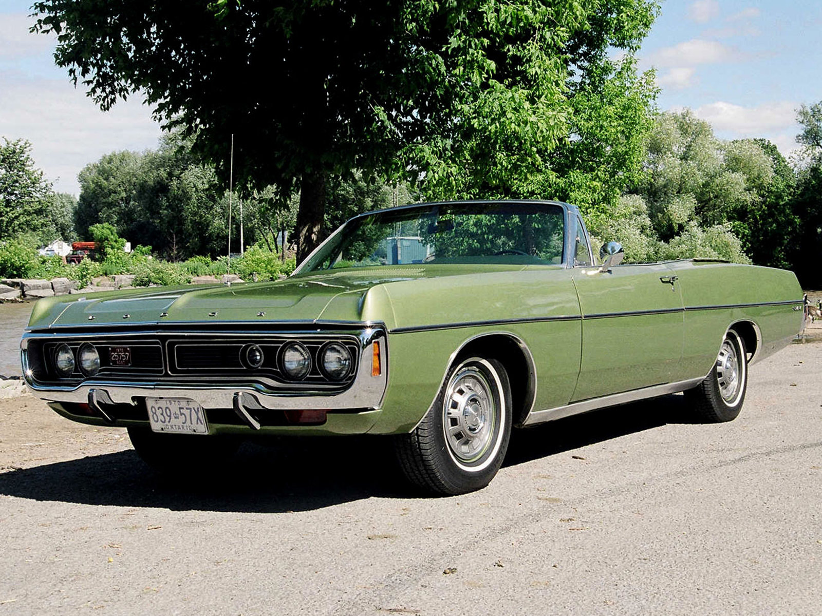 Dodge Monaco: 9 фото