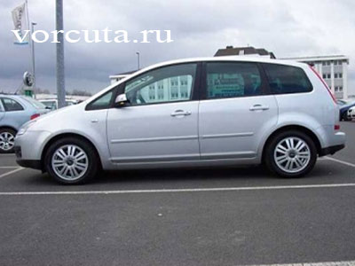 Ford C-Max: 8 фото