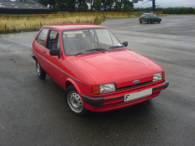 Ford Fiesta II: 6 фото