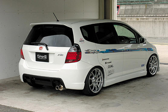 Honda Jazz: 3 фото