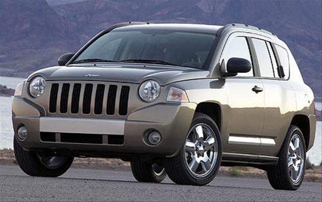 Jeep Compass: 8 фото