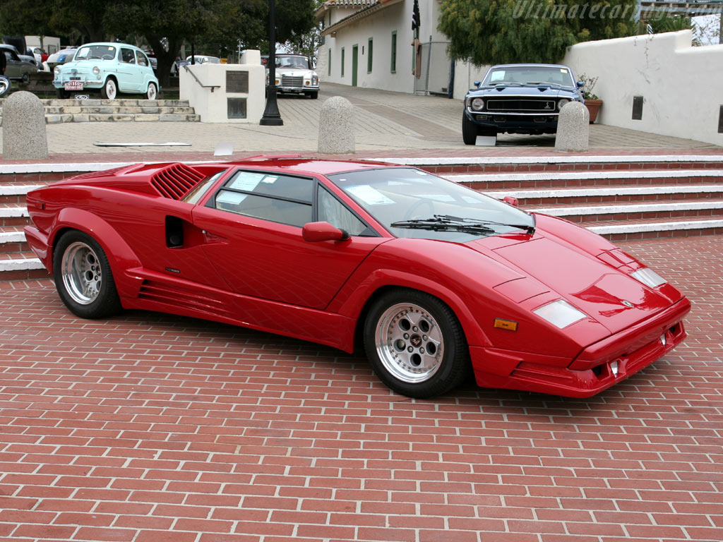 Lamborghini Countach: 11 фото