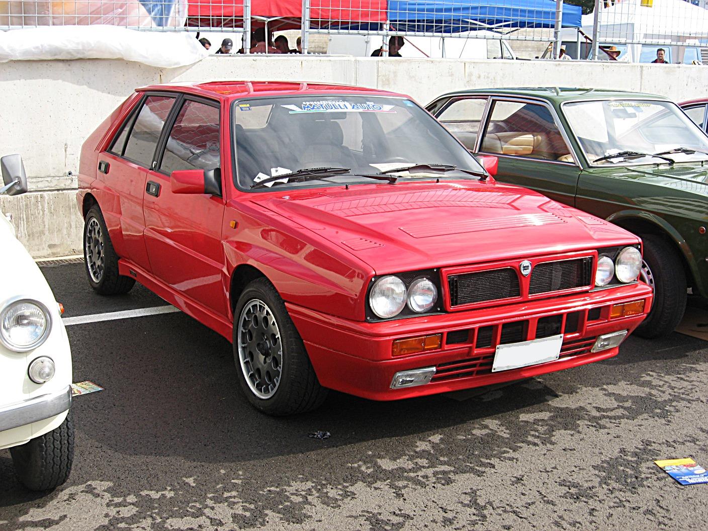 Lancia Delta I: 11 фото