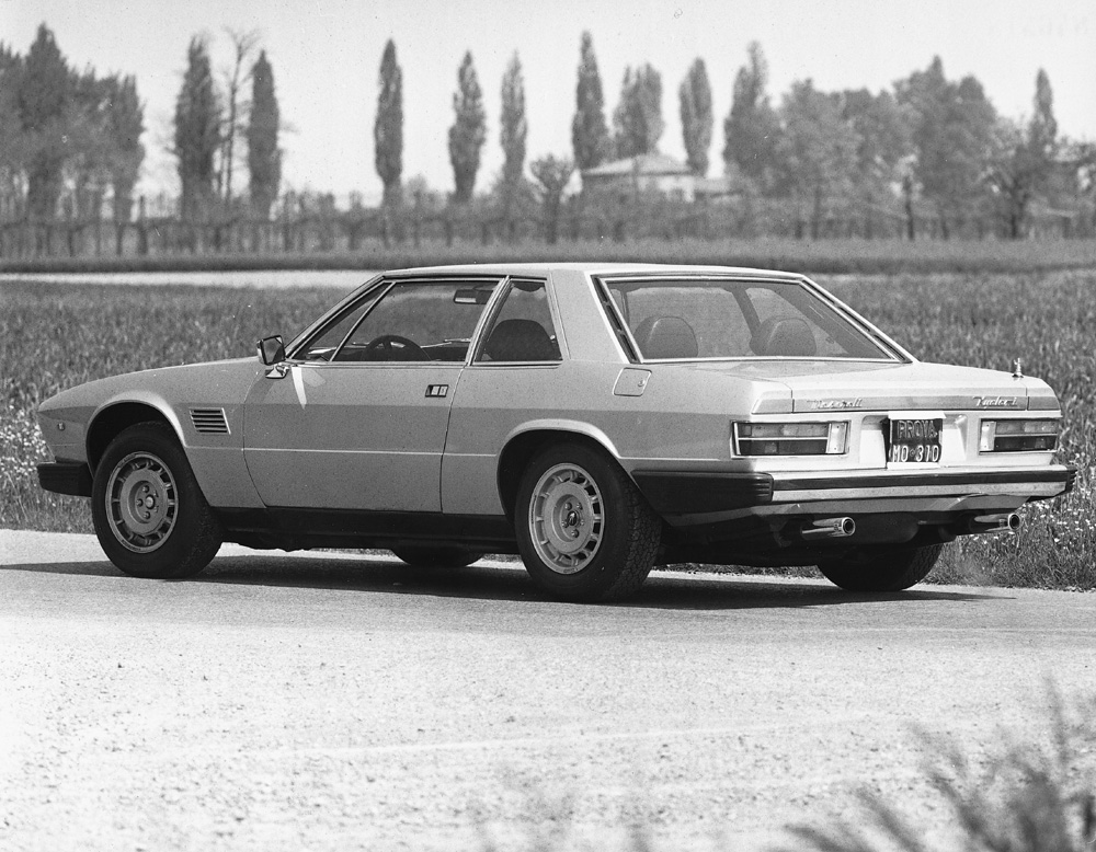 Maserati Kyalami: 11 фото