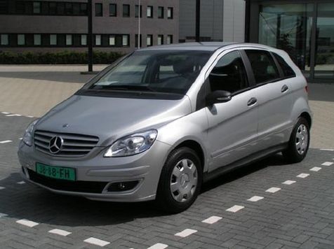 Mercedes-Benz B: 10 фото