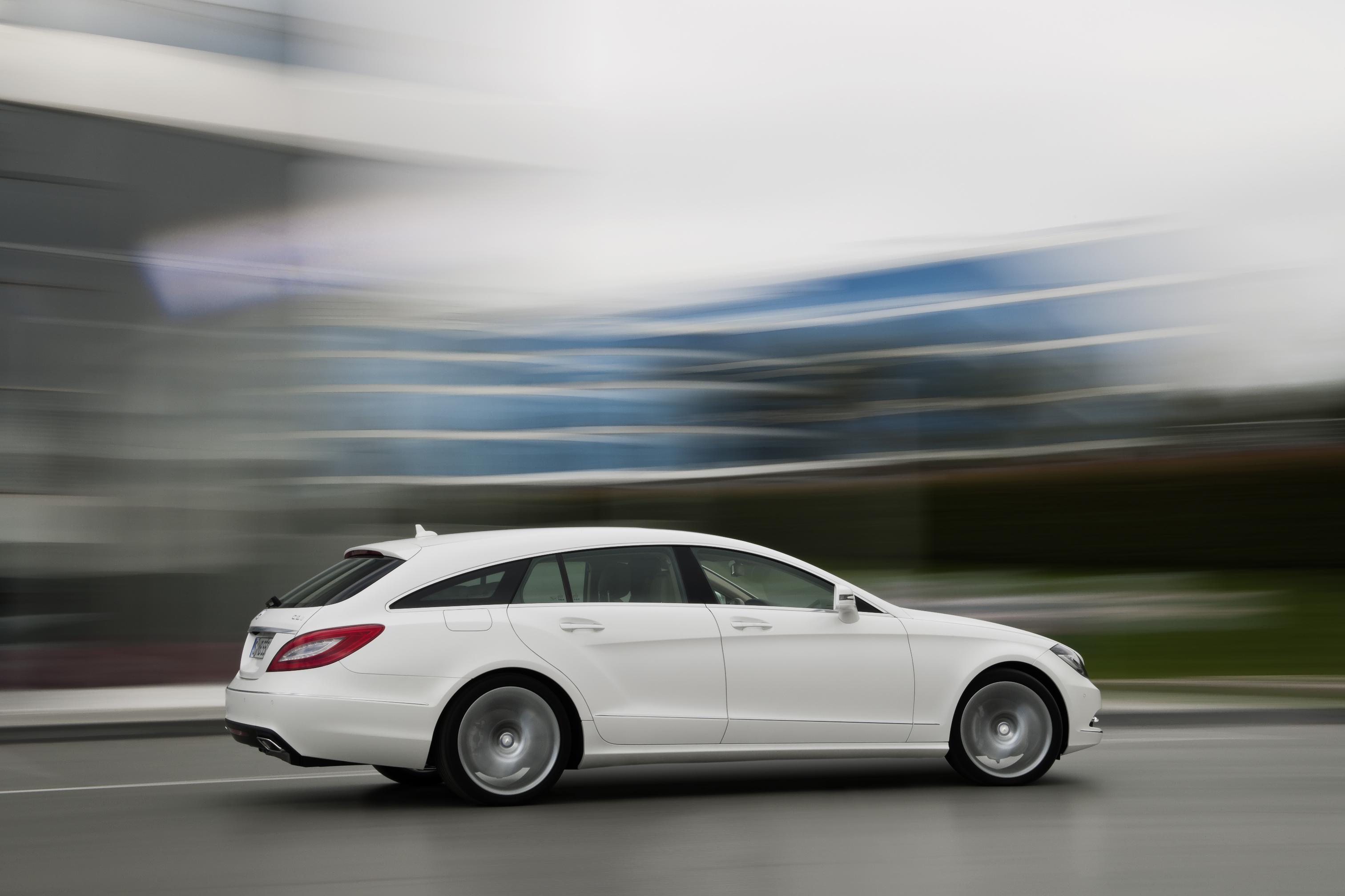 Mercedes CLS-class Shooting Brake: 4 фото