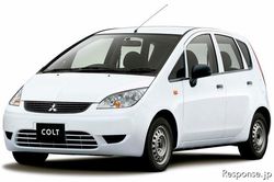 Mitsubishi Colt: 3 фото