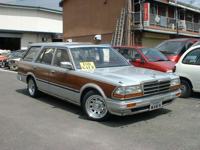 Nissan Cedric: 1 фото