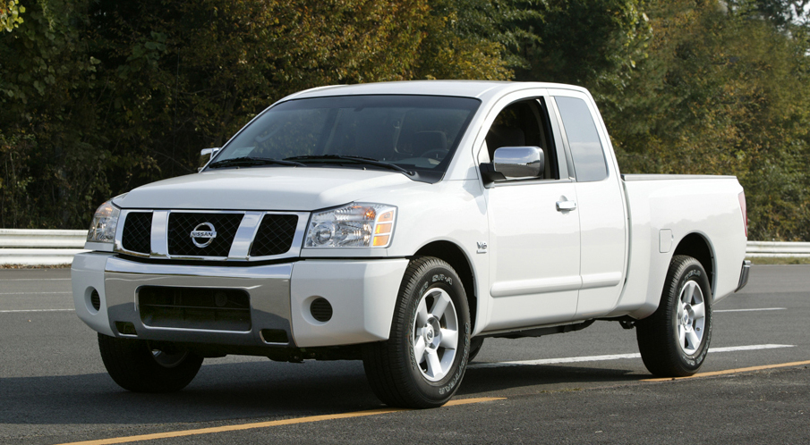 Nissan King Cab: 11 фото