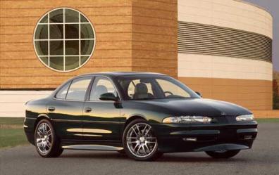 Oldsmobile Intrigue: 4 фото