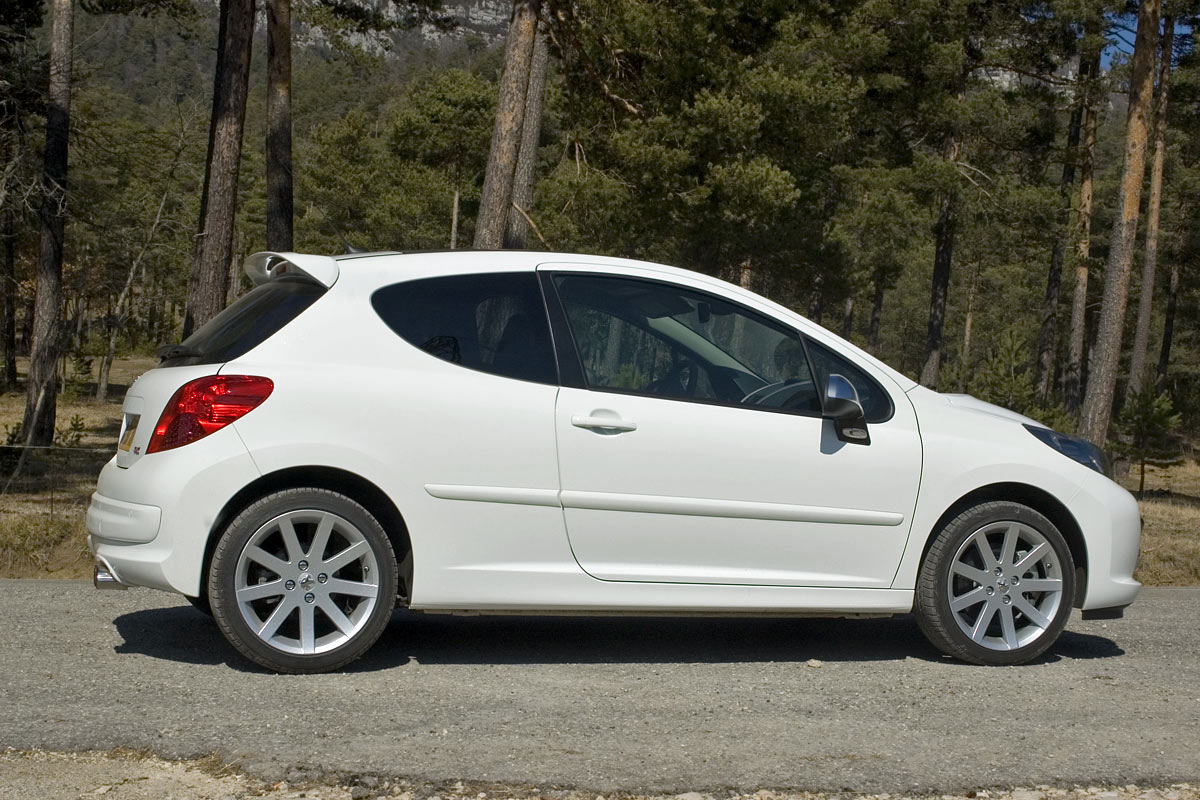 Peugeot 207 RC: 1 фото