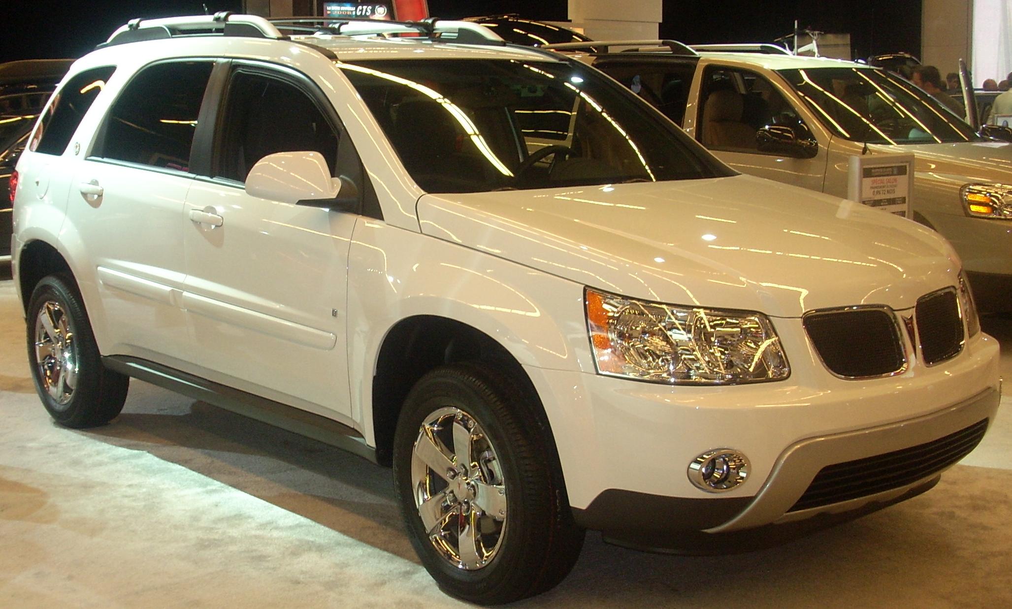 Pontiac Torrent: 9 фото