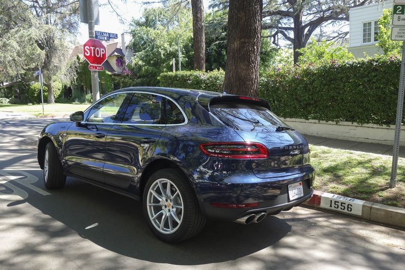 Porsche Macan S: 6 фото