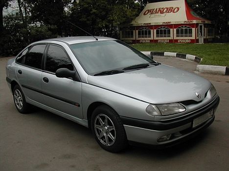 Renault Laguna I: 10 фото