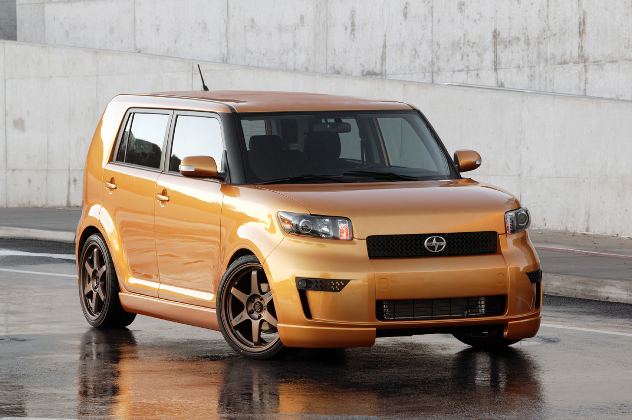 Scion xB I: 3 фото