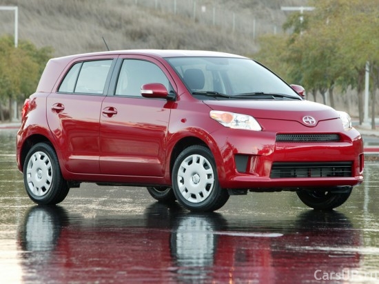 Scion xD: 3 фото