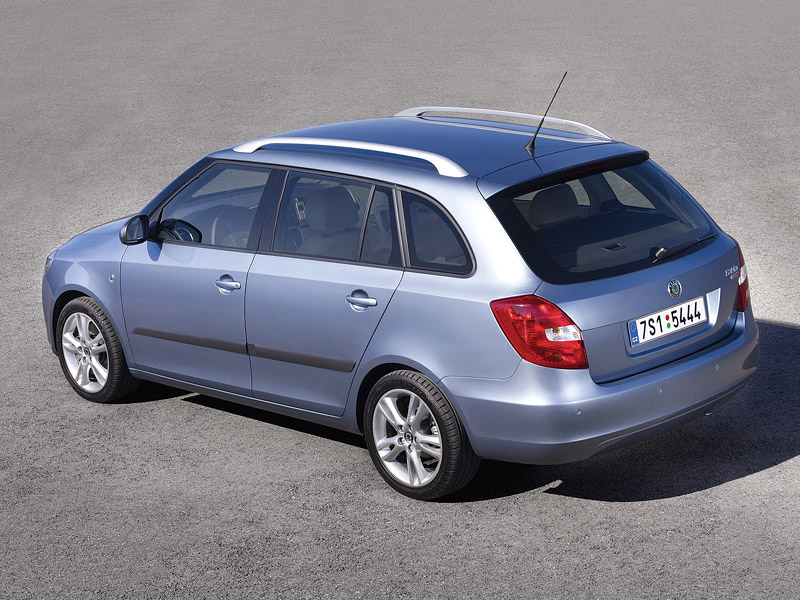 Skoda Fabia Combi: 6 фото