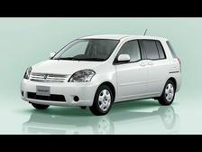 Toyota Raum: 7 фото